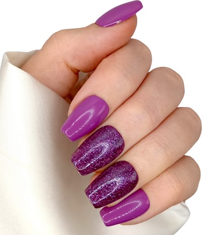 SD Press on Nails - B-136 - Plaknagels - Gelnagels - Handgemaakt - 20 stuks - Paars - Glitter - Kort Coffin - Korte Nagels - Accessoires - Nagelstudio - Nail Art - Nagellijm - Gellak - Nageltips - Nails at Home - Nagels - Nepnagels