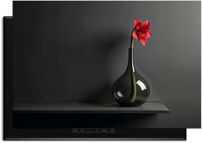 KitchenArt - Crimson Silence - Inductie Beschermer - 91.6x52.7 cm - Kookplaat Beschermer - Luxe Afdekplaat Inductieplaat - Anti-slip & Oprolbaar - Beschermmat Inductiekookplaat