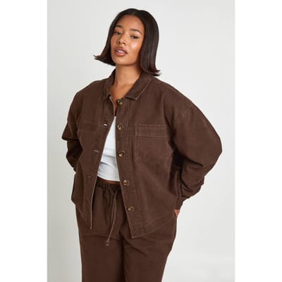 boohoo Dames Plus Gewassen Denim Shirt met Lange Mouwen | Chocolate | Maat: 16