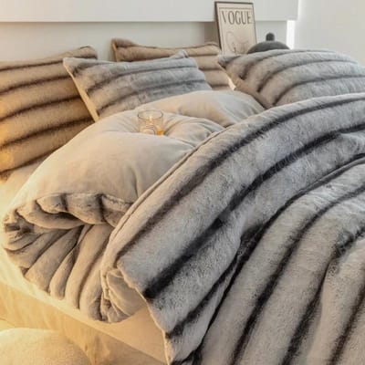 4-delige Grijze Konijnenvacht Beddengoedset Dikke Melk Pluche Winter Dekbedovertrek Warme Hoeslakens, Queen Size Vierdelige Set Slaapkamer Decor 1.5m  4pcs 2x2.3