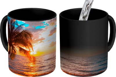 Magische Mok - Foto op Warmte Mokken - Koffiemok - Palm - Zonsondergang - Horizon - Strand - Zee - Tropisch - Magic Mok - Beker - 350 ML - Theemok