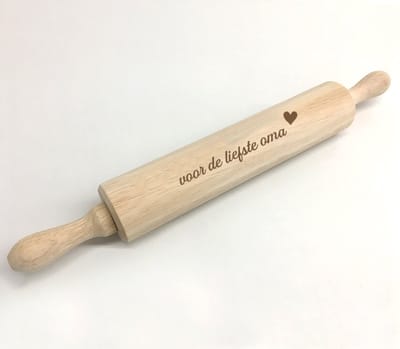 Deegroller - Deegrol - Cadeau oma - Oma cadeau - Cadeau voor oma - Liefste oma - Deegroller hout - Bakken - cadeau keuken - keuken cadeau - oma - Voor de liefste oma