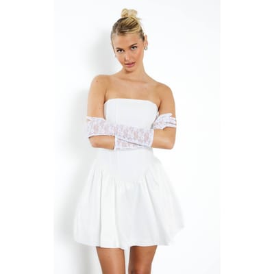 boohoo Dames Bandage Corset Mini Skaterjurk | White | Maat: 12
