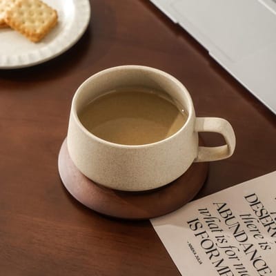 Tasses à café et soucoupes en faïence grossière rétro et haut de gamme, services de tasses à thé pour l'après-midi pour les séjours chez l'habitant et les hôtels, tasses à latte en cadeau 240ml brown