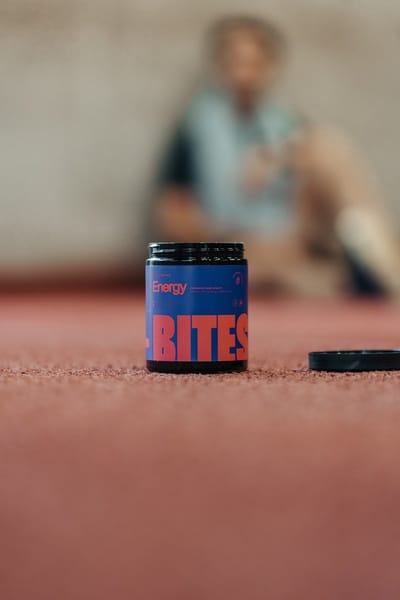 Bites Vitamins - Energy Bites - Premium vitamine gummies met ginseng extract, vitamines B en Co-enzyme Q10 - Gemaakt in België en samengesteld door apothekers.