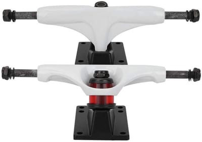 Dailygoods- Skateboard Trucks 8.0 - Lichtgewicht Aluminiumlegering - Professionele Beugel - Duurzaam - Betrouwbare Ondersteuning - Naadloze Rit - Skateboardbeugels