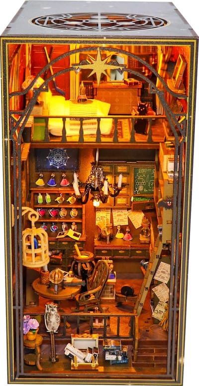 Hongda - Book Nook - DIY Miniatuur Huisjes - Modelbouwpakket - Houten Modelbouw - Tieners (14+) - Volwassenen - Houten Boekensteun - Mira Magic House (M2311)