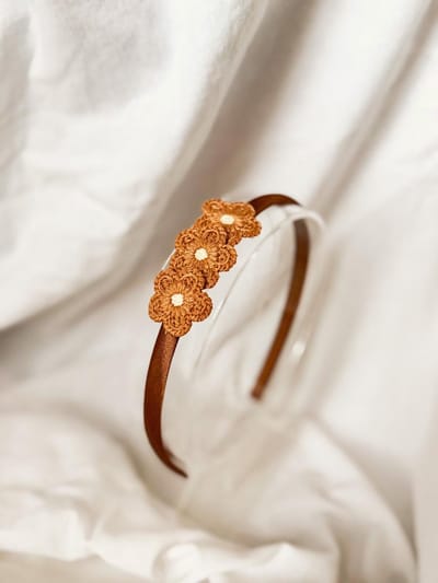 Diadeem Knitted Flowers - Bruin - Handgemaakte Haarbanden voor Meisjes - Haaraccessoires voor Kinderen
