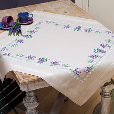 Vervaco - Tafelkleed kit - Lavendel - PN-0165238 - Borduren - Borduurpakket - Borduurpakket volwassenen - Borduurpakket kind