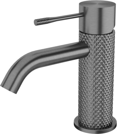 Owen & Finch Messing Wastafelmengkraan Laag Model – Geborsteld Grafiet | Brushed Graphite PVD – Diamantkarteling – Luxe Badkamerkraan