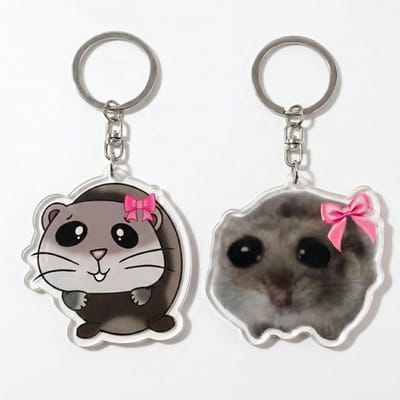 Grijze transparante hamster sleutelhanger set 2 stuks acryl sleutelhanger dames en heren met huilende hamster illustratie, cartoon hamster ontwerp, metalen karabijnhaak voor sleutels, tas of rugzak