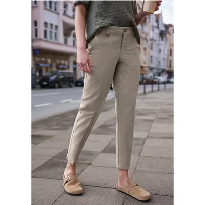 Mid Waist Slim Legs chino's in een casual fit