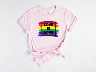 Lykke LGBTQ Unisex T-Shirt| Love is Love T-shirt| Pride | Rainbow | Maat S