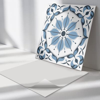 Wallfluent Vinyl Tegels - Bloemenpatroon met Details Wand PVC Tegels - 30 cm x 30 cm - Blauw Vinyl Tegels - Set van 9 - Vierkant PVC Tegels - Patroon Plaktegels - Vinyl Tegels Zelfklevend - Plaktegels Keuken en Badkamer