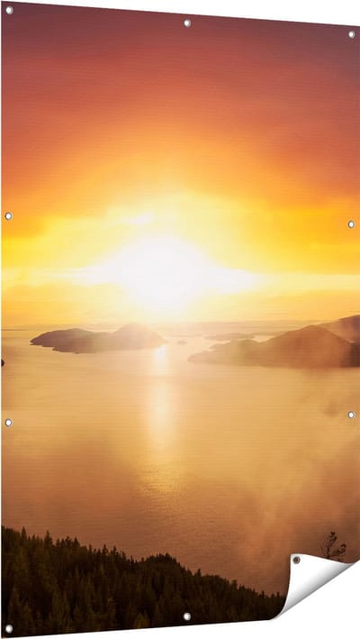 Gards Tuinposter Zonsondergang in de Bergen met Wolken - 100x150 cm - Tuindoek - Tuindecoratie - Wanddecoratie buiten - Tuinschilderij