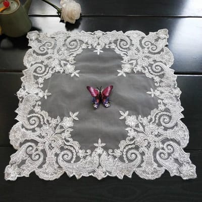 Carré 40cm Style Européen Sous-verre Rétention de Chaleur Tissu Set de Table Brodé Service à Thé Assiette à Fruits Support de Vase Tapis de Table à Manger Café 40x40cm