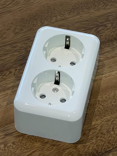 TQ4U wandcontactdoos - 2 voudig - Randaarde - Opbouw - Kinderbeveiliging - Wit