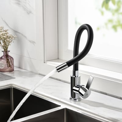 Auralum max Keukenkraan met flexibele uitloop - Flexibele keukenkraan - 360° Draaibaar - keukenmengkraan met waterbesparende perlator - Zwart+Chroom