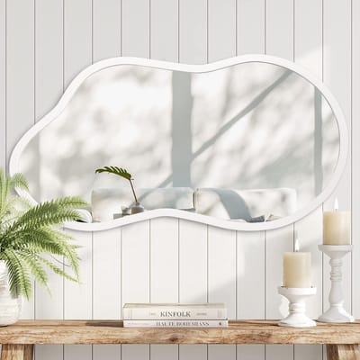 Dailygoods - AAZZKANG Kleine Wandspiegel met Onregelmatige Houten Lijst, Decoratieve Witte Ophangspiegels voor Slaapkamer, Kleedkamer, Woonkamer, Badkamer, Entree