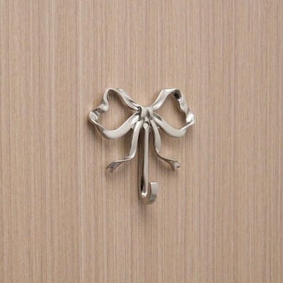Un Crochet Papillon Élégant Doré Résistant à la Rouille Pour Utilisation Dans les Chambres, les Salles de Bain et Autres Lieux. Small