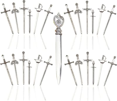 Vintage metalen boekenleggers set van 25 stuks met mini zwaarden en dolken, ideaal voor boekliefhebbers en handwerkprojecten