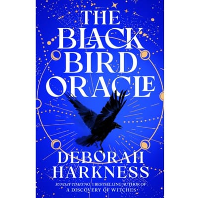 The Black Bird Oracle door Deborah Harkness Paperback Boek 9781035410200