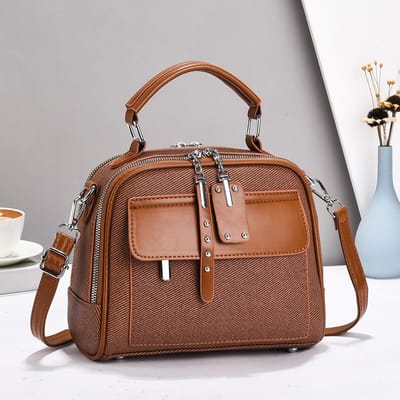 Nieuwe Hoge Uitstraling Canvas Textuur Mode Trend Handtas Senior Gevoel Patchwork Schoudertas Grote Capaciteit Tide . brown
