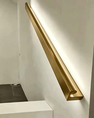 LED Trapleuning - Veiligheidsverlichting Set - Trap Verlichten - Met Bewegingssensor - 140 cm - Goud