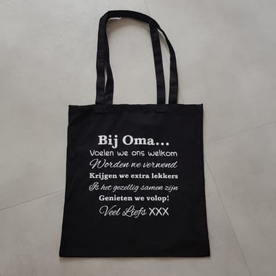 Tas met tekst boodschap bedrukt cadeau oppastas zwanger | oppas Regels voor Bij Oma Thuis | vaderdag verjaardag feestdagen sinterklaas kerstmis hoera jullie worden grootouders zwangerschapsaankondiging Moederdag Vaderdag Cadeau voor Mama Oma vrouw