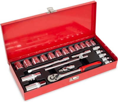 Doppenset 24-delig (¾ inch Opname) – Met Ratel, T-Schuif & Kardangewricht | Inclusief Verlengstukken, Bougiedoppen (16 & 21 mm) – Metalen Koffer – Duurzaam & Compleet