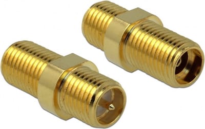 RP-SMA (v) - SMA (v) adapter - 50 Ohm / 3 GHz