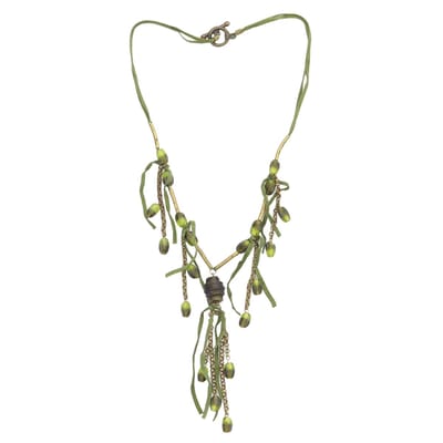 Behave – Handgemaakte Y-ketting dames – Boho natuurstijl olijfgroen