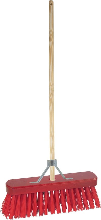 Betra Buitenbezem - FSC hout - kunstvezel - hard - 30 x 130 cm