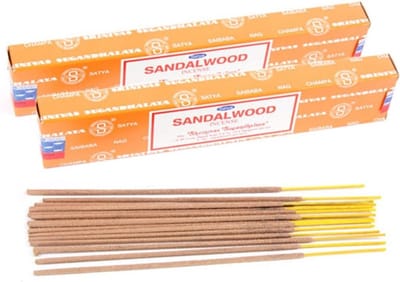 Satya Nag Champa wierrook stokjes Sandelhout geur - 24x - Lichaam in balans - Meditatie - staafjes van 22 cm
