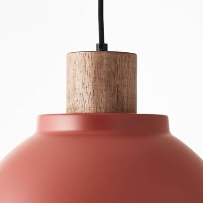 Brilliant hanglamp Erena 38cm rood metaal/hout 1x A60, E27, 60W, geschikt voor een normale lamp (niet inbegrepen)