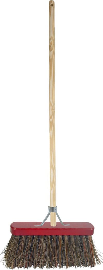 Betra Buitenbezem - FSC hout - natuurvezel - hard - 30 x 130 cm