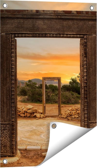 Gards Tuinposter Cale Llentia Deur Opening in Ibiza - 40x60 cm - Tuindoek - Tuindecoratie - Wanddecoratie buiten - Tuinschilderij