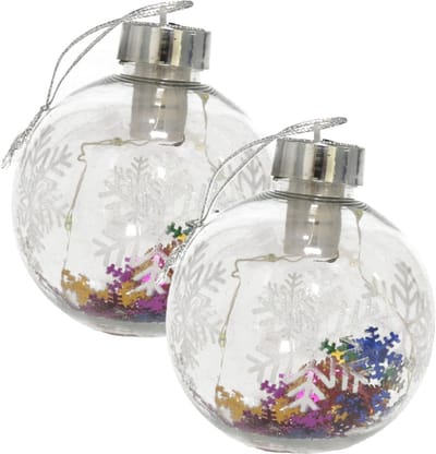 Gerimport Verlichte kerstballen - 2x - met sneeuwvlok confetti - 8 cm - kunststof - 5 LED lampjes