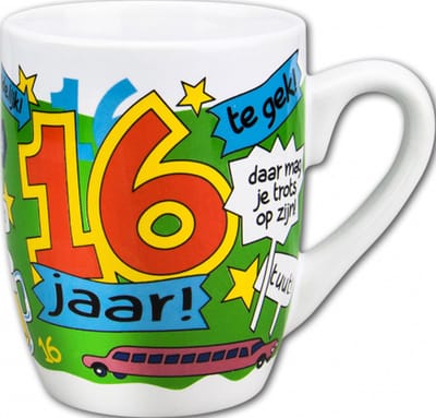 Mok - Snoep - Hoera 16 jaar - Cartoon - In cadeauverpakking met gekleurd lint