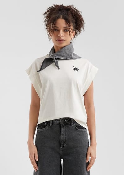 T-shirt met ronde hals en borduring voor vrouwen QS