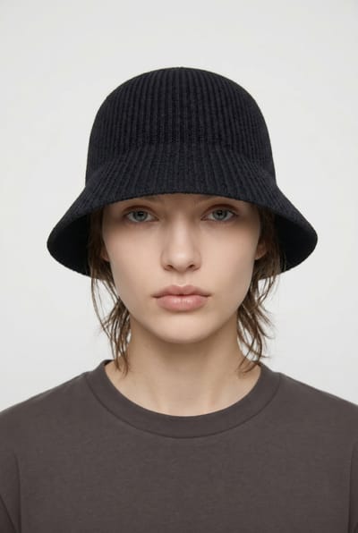 & Other Stories Morgat Spring Knit Hat Black Größe: M/L | Hüte Outlet | Damen | Schwarz