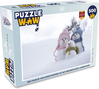 Puzzel Een familie van kerstpoppen op het besneeuwde landschap - Legpuzzel - Puzzel 500 stukjes - Kerst - Cadeau - Kerstcadeau voor mannen, vrouwen en kinderen