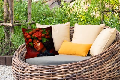 Tuinkussen - Vrouw - lychee - exotisch - 40x40 cm - Weerbestendig