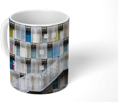 Mok - Koffiemok - Deuren - Appartementen - Trappen - Kleurrijk - Mokken - 350 ML - Beker - Koffiemokken - Theemok