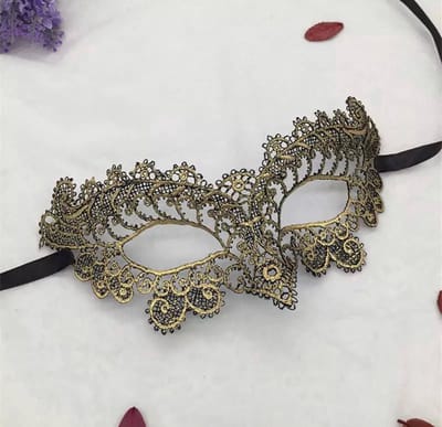 Akyol - Masker goudkleurig - Masker Voor Carnaval - Venetië masker - masker voor bal - gala masker - festival masker - masker van kant-masker vrouwen - bal - klassenfeest - Bal masker - Party Maskers - carnaval - masker goud