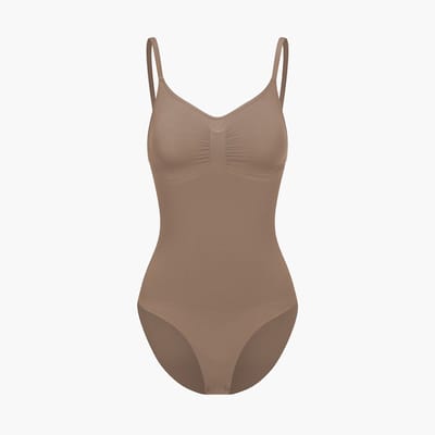 cfab - Bodysuit met corrigerende shapewear en slipje - Caramel - XS - Corrigerende Body - Naadlos - corrigerend ondergoed dames