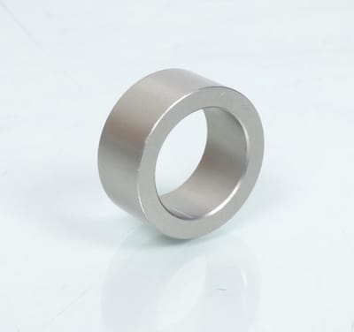 originele linker achterwiel spacer voor suzuki 750 gsx-r na 2007 64751-35f00-000 / 28x39x17mm nieuw