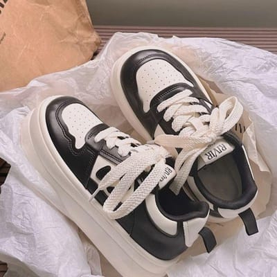 Niche Zwart-wit Panda Kleine Witte Schoenen Dames Herfst Veelzijdig Dikke zool Verhogend Bord 40 zwart