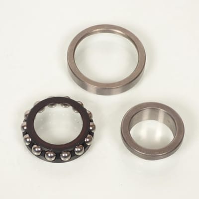 Un roulement de direction SUP pour moto Honda 1000 Africa twin 91015-KT8-005