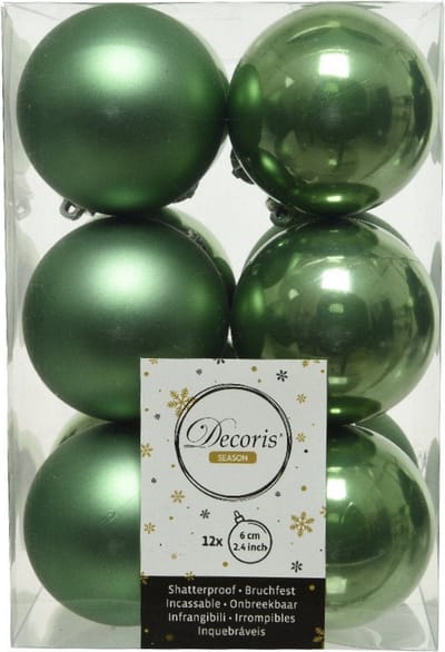 Decoris Kerstballen - 12x st - salie groen - mat en glans - 6 cm - kunststof - Onbreekbare plastic kerstballen